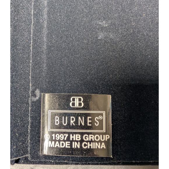 Burnes Of Boston Mini Max Photo Album 4x6 Silvertone Metal Frame Velour Cover - Picture 4 of 11